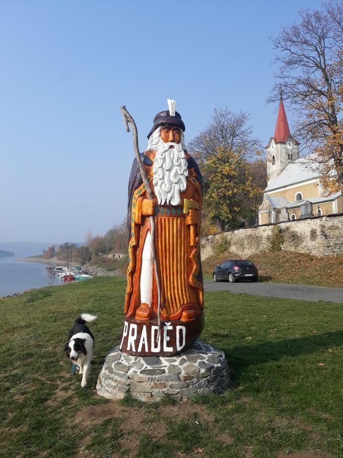 Ubytovani U Machalu Villa Leskovec Nad Moravici Buitenkant foto